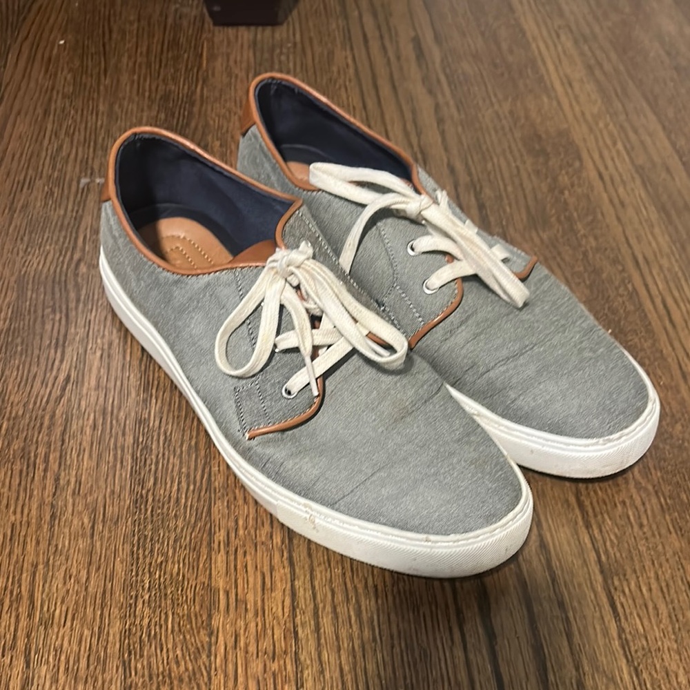 Tommy Hilfiger Gray and Brown Casual Sneakers with Vulcanized Soles